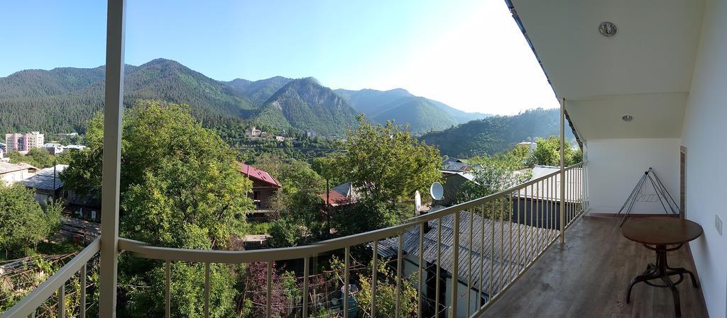 Akaki'S Guesthouse Bordžomi Exteriér fotografie